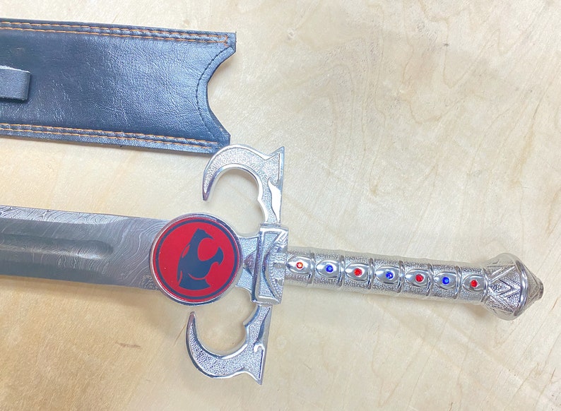 Damascus Thundercat Lionio Sword of Omens Fully Handmade Replica With Sheath - Swift dealers